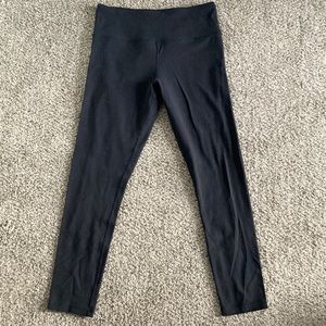 Zyia Unity Leggings Size 4 (stretchy/can fit a 6 easily) Excellent condition